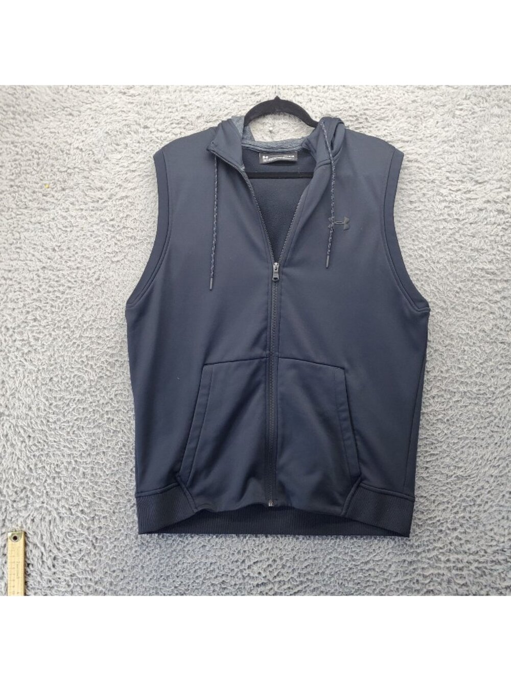 Under Armour Vest Mens Large Black ColdGear Fleece Sleeveless Zip-Up Hoodie